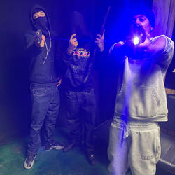 KNOCK DOWN (feat. Wxy2Deep)