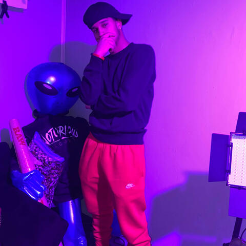 Own Shit (feat. Flacco)