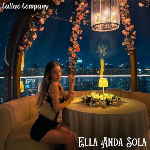 Ella Anda Sola