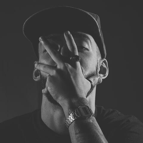 Mudança (feat. kvns)