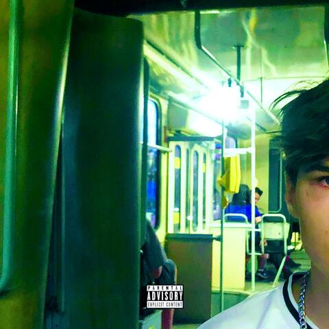 vsetci chcu odo mna zeby som sa zmenil a este k tomu mi zozeru vsetky drobne