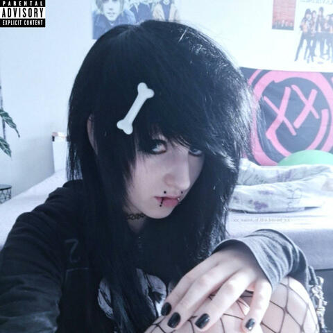livindeadgirl