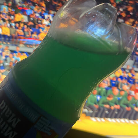 Bck2Bck (feat. Babyslick)