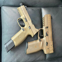 365 Days Late (feat. LuhNizey)