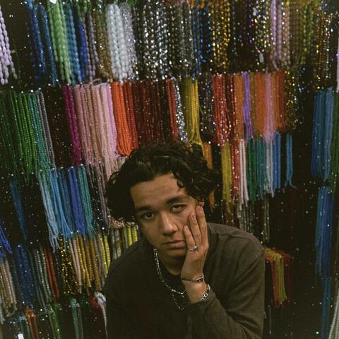 RATTRAPE MOI DANS LE VIDE