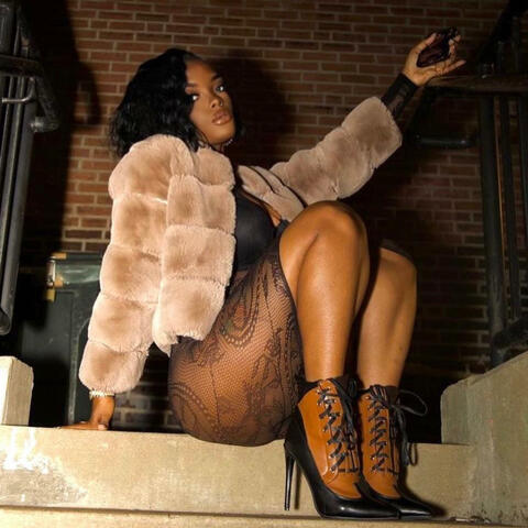 Show Up (how u doin) (feat. Reggie Edwards)