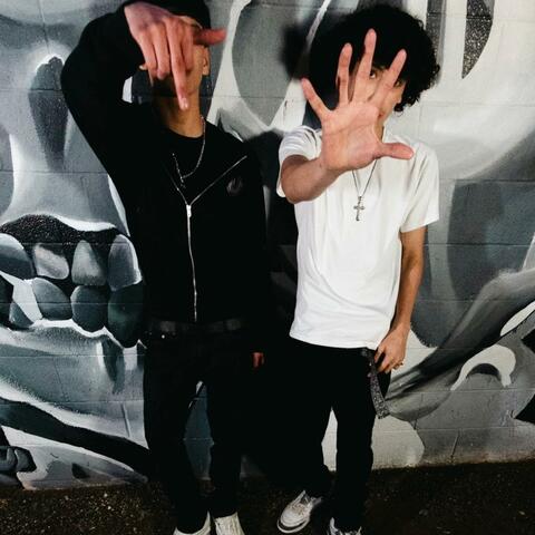 Too Turnt (feat. Lacruz)