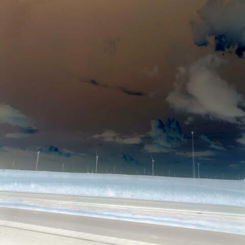 POWERLINES 3
