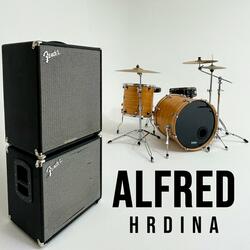 Hrdina