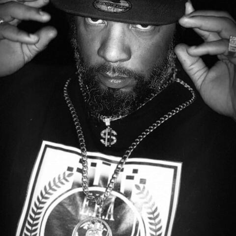 Concrete (feat. Los The Don)