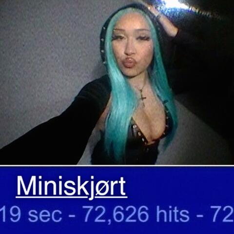 MINISKJØRT