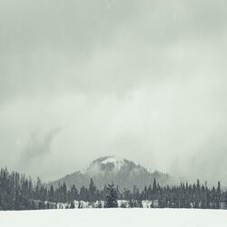 Obsidian Skies (I)