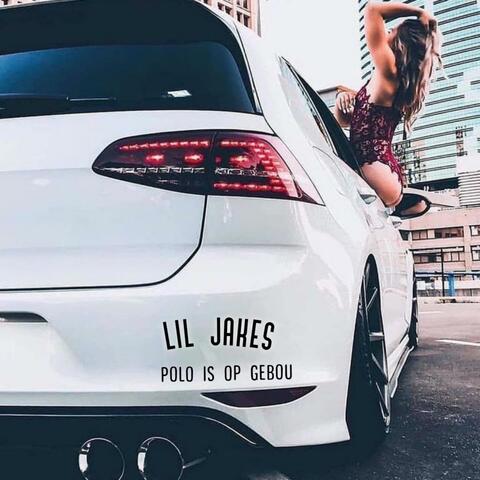 Lil_Jakes-Polo is op gebou