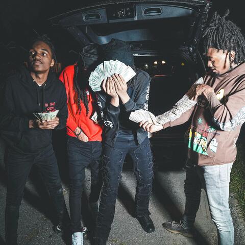 Pit Chaser (feat. Lil9rell)