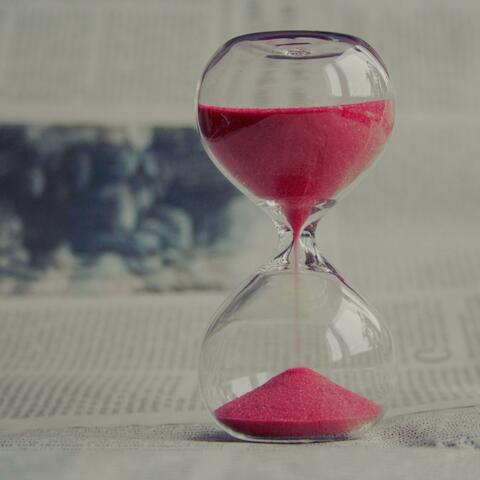 وَلَا تَأْكُلُوا أَمْوَالَكُم بَيْنَكُم بِالْبَاطِلِ