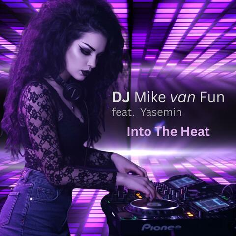 Into The Heat (feat. Yasemin) [Dark Techno Version]