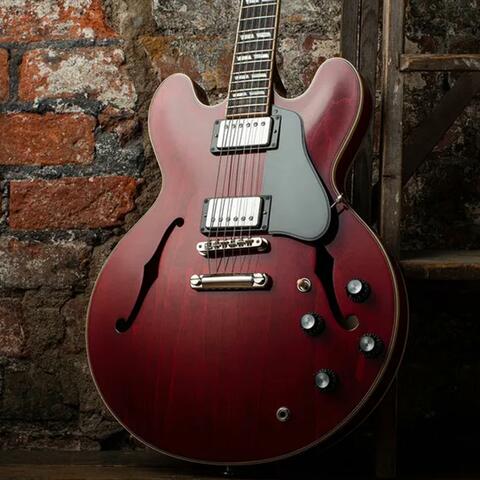 Midnight Blues Guitar Backing Track In E