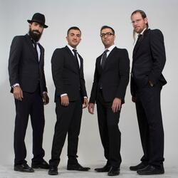 Funk Medley 2014 (feat. Shloime Toisig, Beri Weber, Mendi Jerufi & Nemuel Harush) (feat. Mendi Jerufi, Shloime Toisig, Nemuel Harush & Beri Weber)