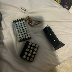 Rockets (feat. 3Krowz)