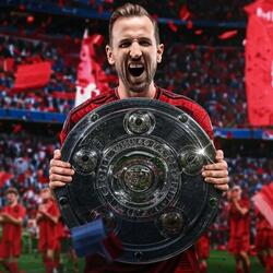 Harry Kane Won His First Trophy