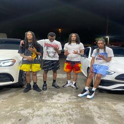 G6 inna Yams (feat. L.A, Ewuu & Kdot Hound)