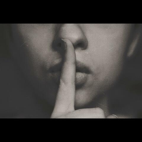 Mirror, mirror whos the obsessed of all?