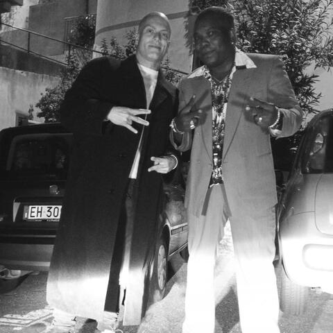 Mamacita (feat. El Negrito del Flow)