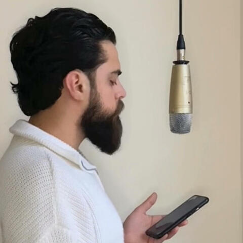 الا وانا معاك