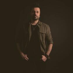 Glued (feat. Satomi Hofmann)