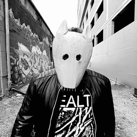 PUTRID (feat. Mandy Moorehol)