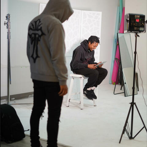 No Love (feat. Jodot kreep)