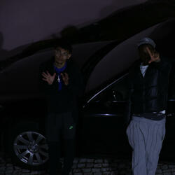 Uhhh (feat. William Doxx)