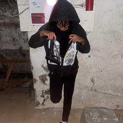 (BenjiLos) Broad Day