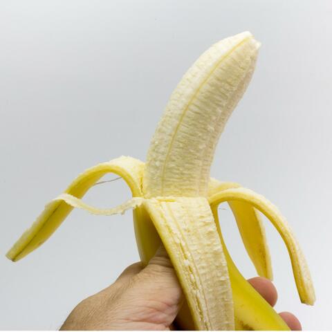 Peel And Eat Banana (Sound)