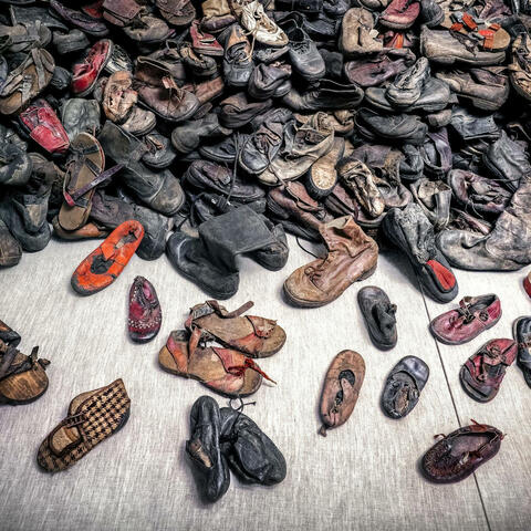 Ain't Got No Shoes (Ain't Got No Blues)