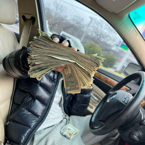 Get Rich & Kill Snakes