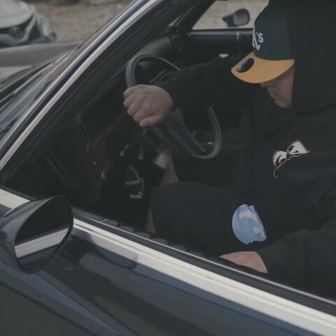 Riding Thru The City (feat. BettiBoi)