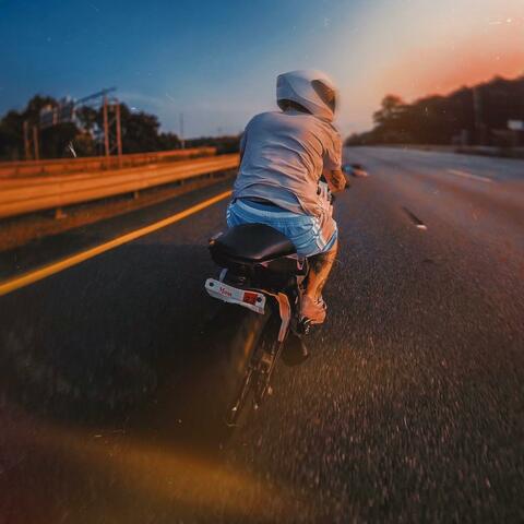100 MPH