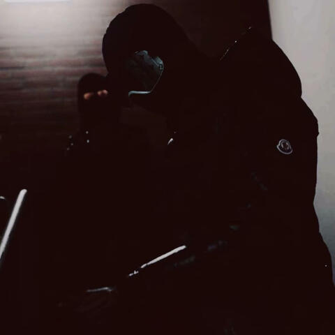 Don't Trust Bitches 2.0