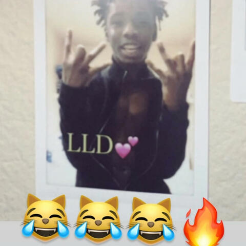 pussy nikkas gomd (feat. kam & tmoney1x)