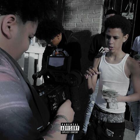 mob (UNFINISHED) (feat. Big Wan & Lil Trav)