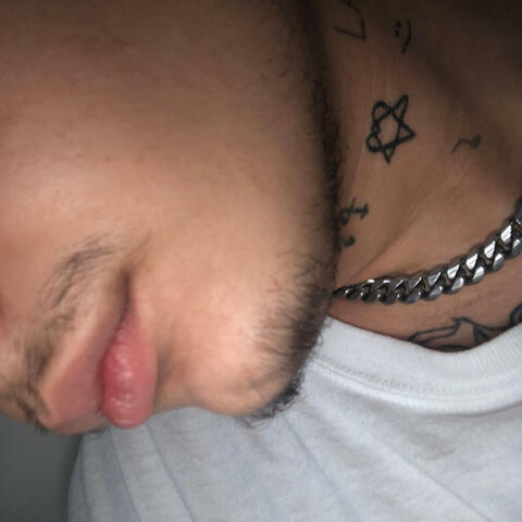 nevergaveafuckwhenifeltlikeshit