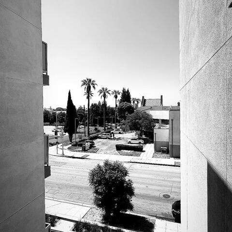 Jet Li (feat. YMM LIL MOE, TeziFrmDaZoo & BenjiBoyMac)