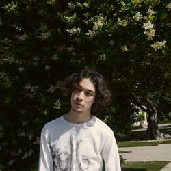 i just want to be close