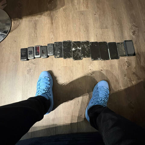 Phone Doing Numbers