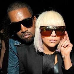 A la salida del party