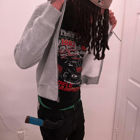 YN POP OUT! (feat. brvn)