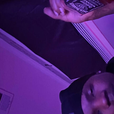 2am (feat. LuhTjayy)