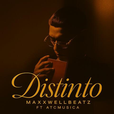 Distinto (feat. ATC)
