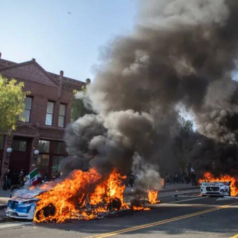 Liberate LA (feat. Trump The Don, Rizz Records, Beats By AI, AI Larry Bob, Biscuit Beats & Bo Marcus)